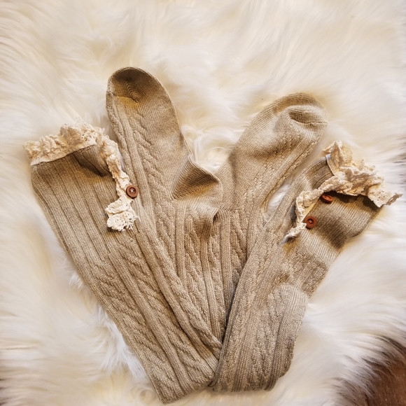 CUTE BOOT LONG SOCKS - Picture 2 of 4